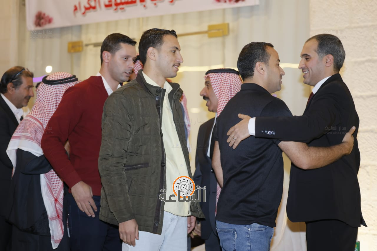 Madar Al-Saa Images 0.1585593591774005