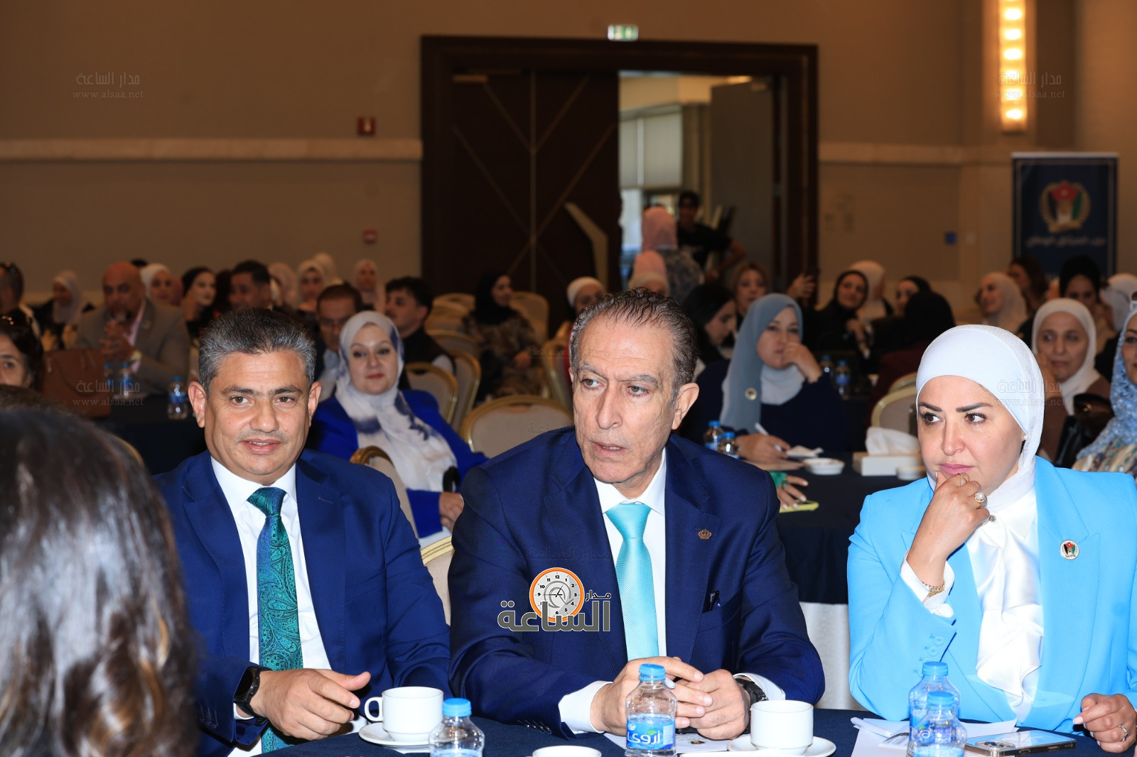 Madar Al-Saa Images 0.7168182343046353