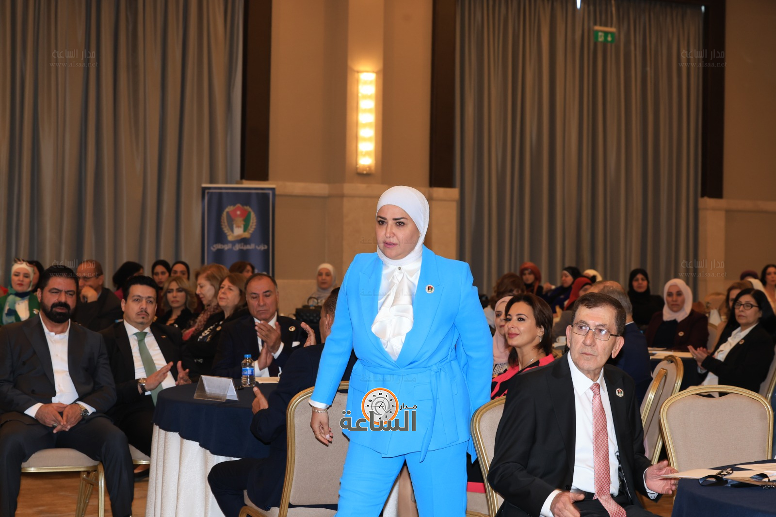 Madar Al-Saa Images 0.6400445956456852