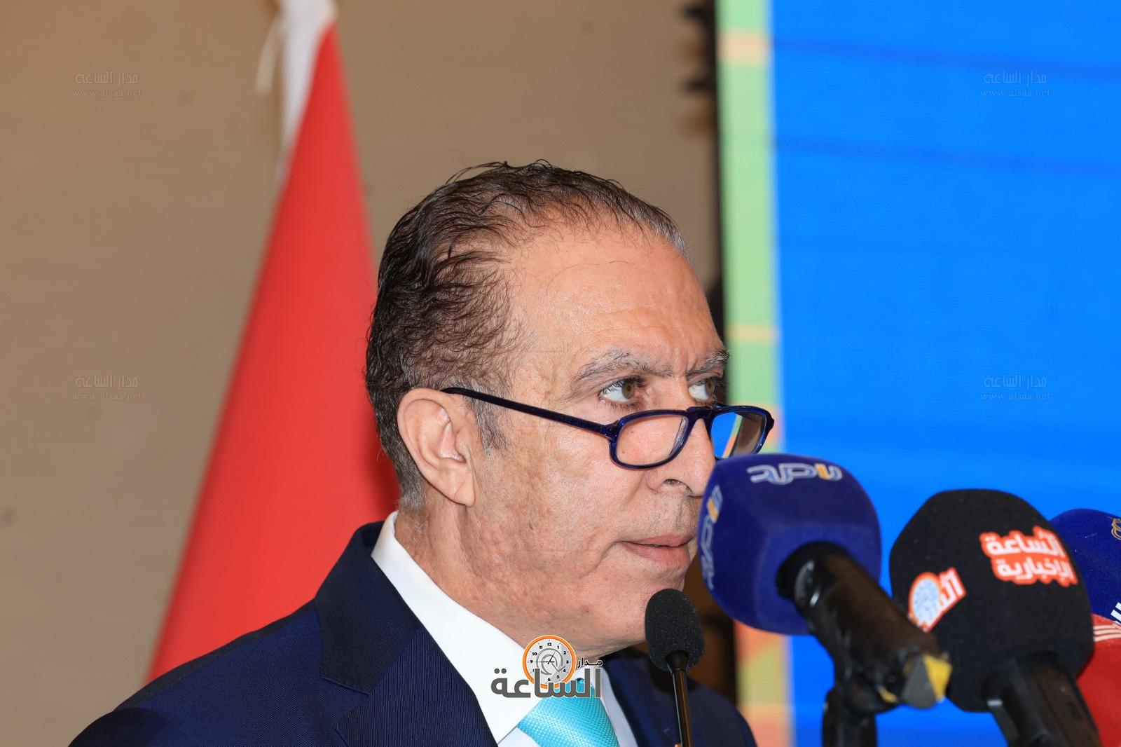 Madar Al-Saa Images 0.3658715364019789