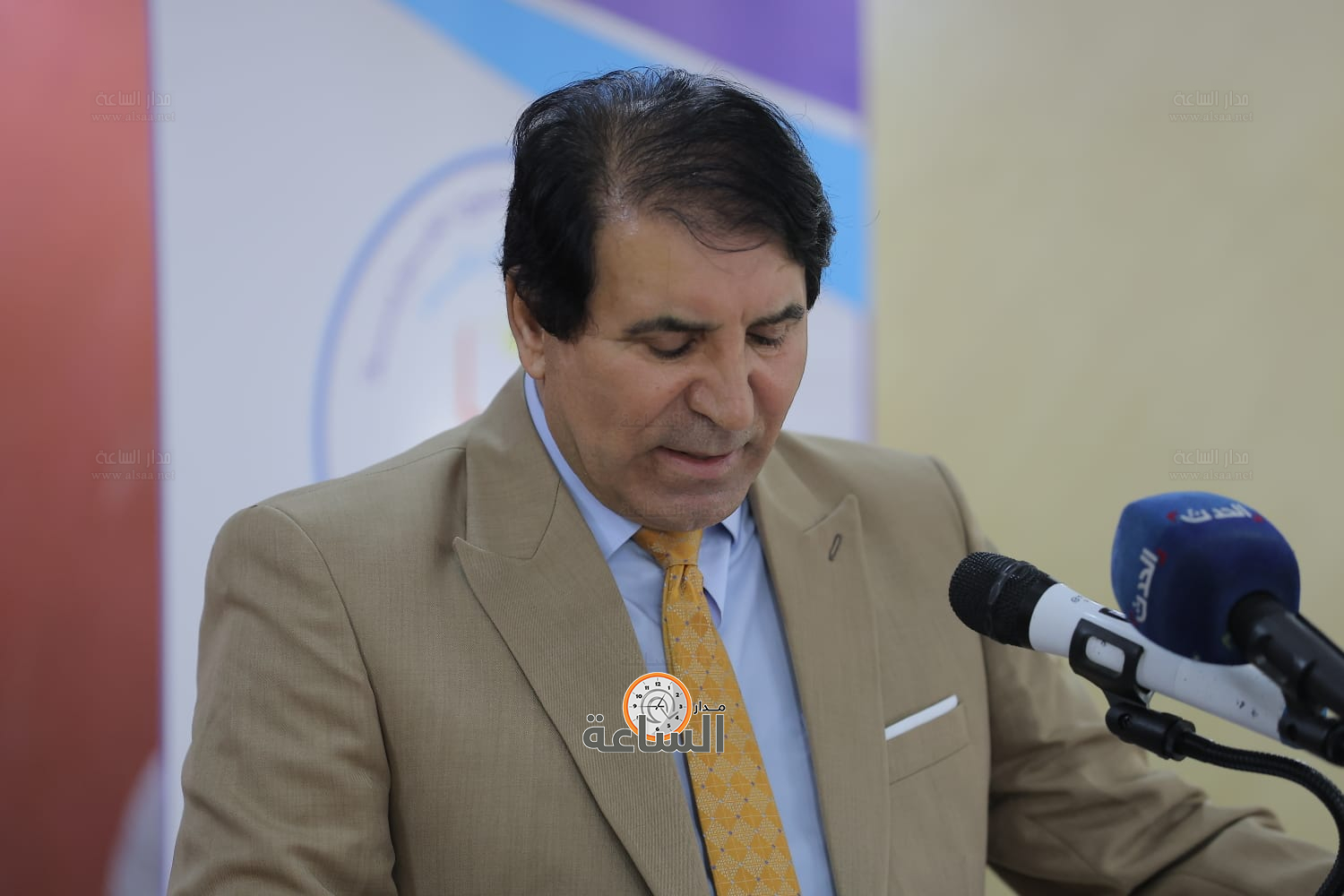 Madar Al-Saa Images 0.2156617459220984