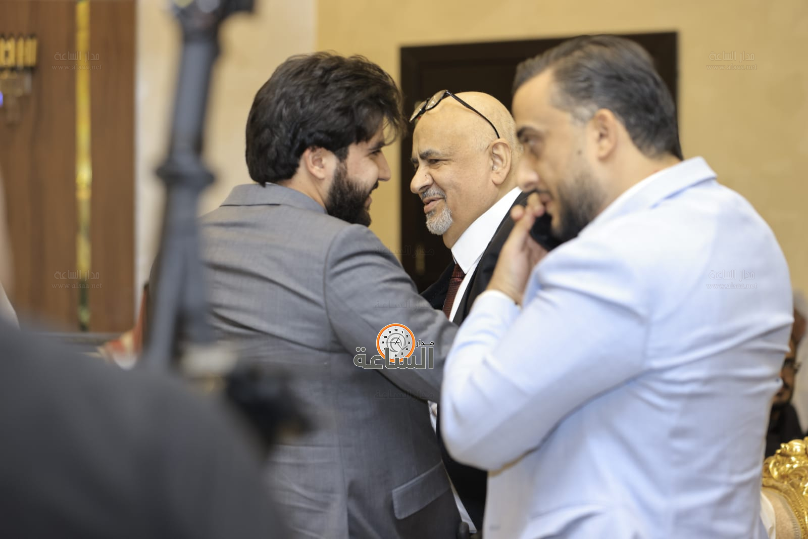 Madar Al-Saa Images 0.9365409691525147