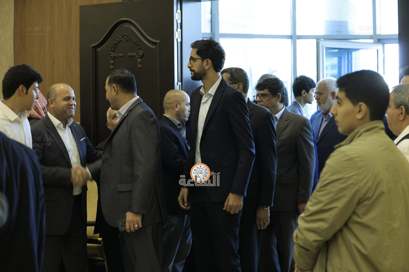 Madar Al-Saa Images 0.7715218685888485