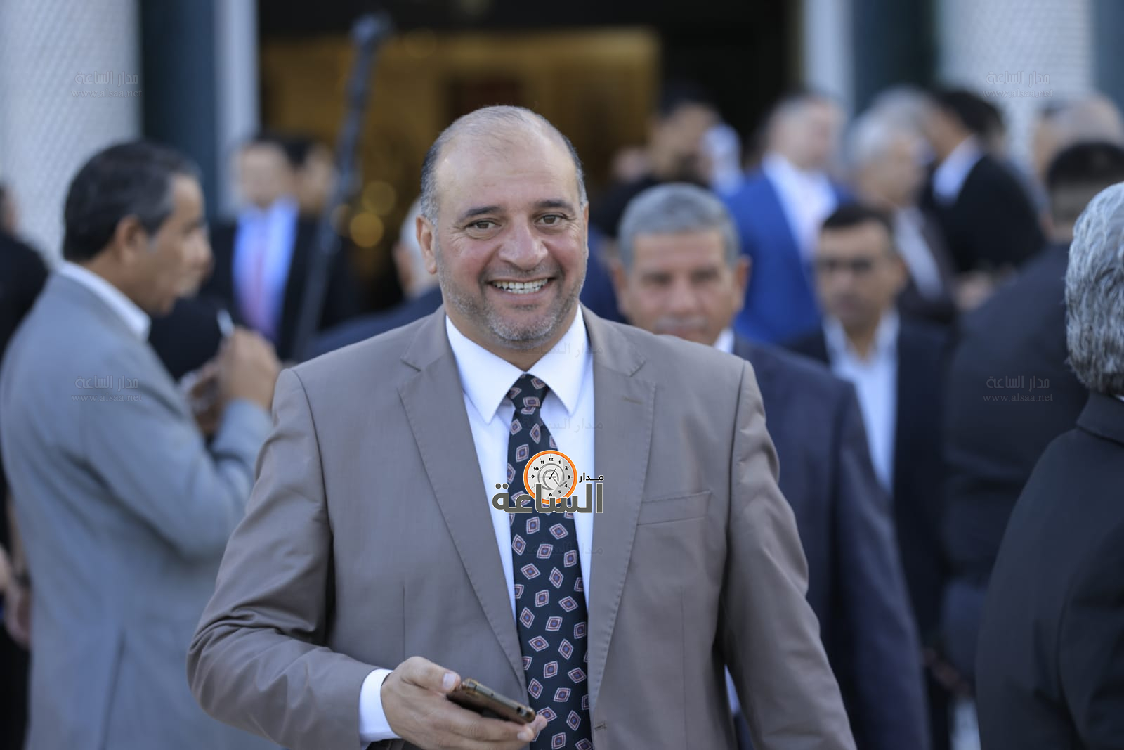 Madar Al-Saa Images 0.7470663950094151