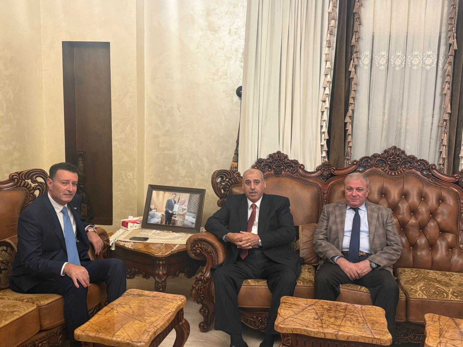 Madar Al-Saa Images 0.3567488503293966