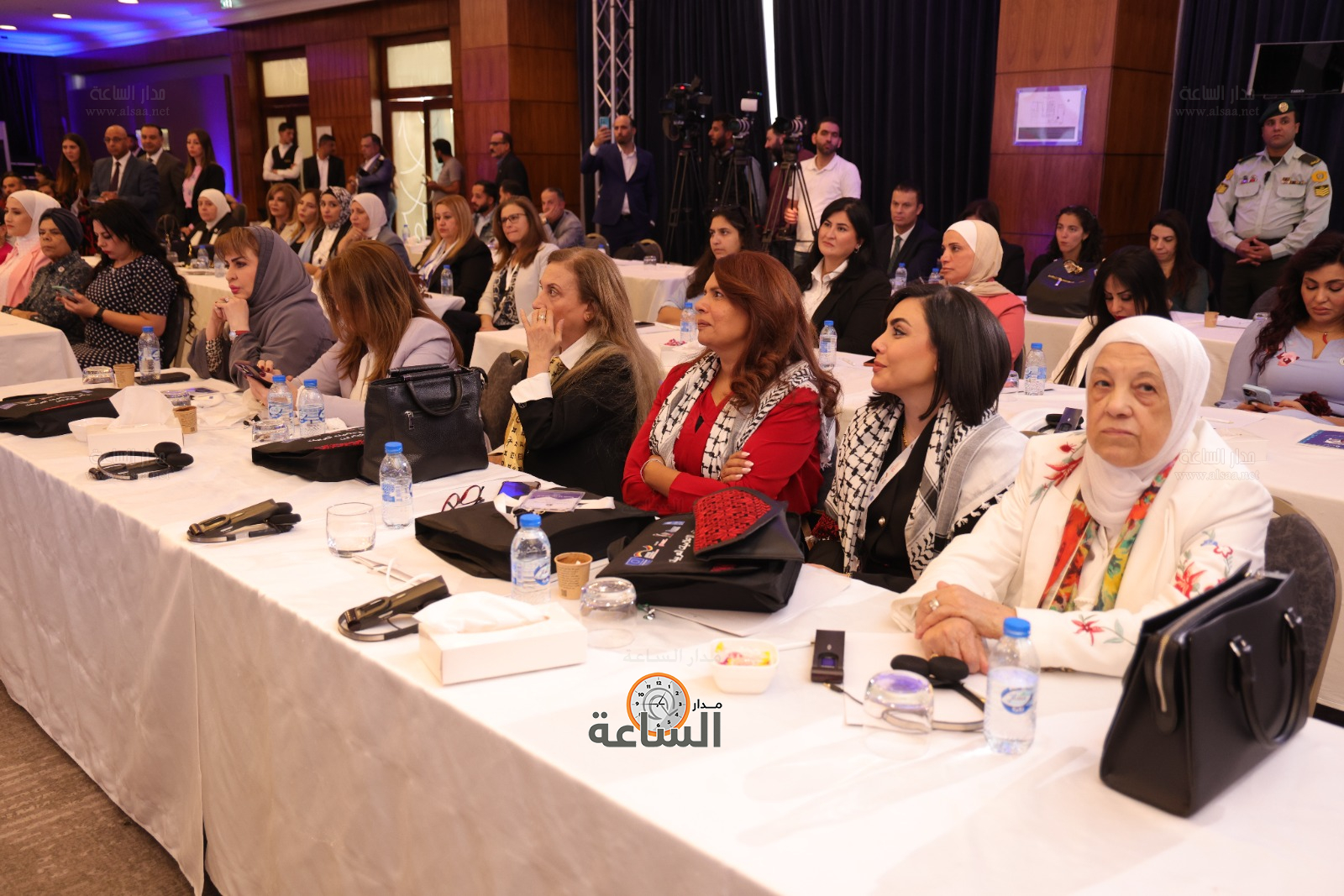 Madar Al-Saa Images 0.801599657137937