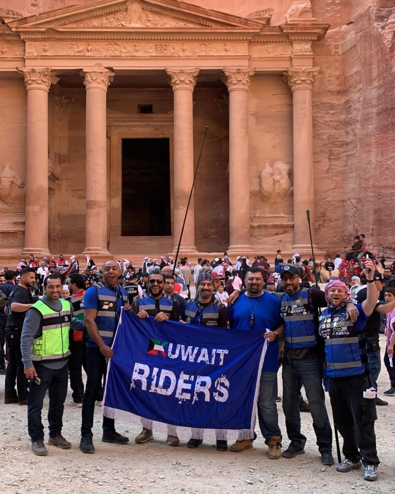 Madar Al-Saa Images 0.8999064877618109