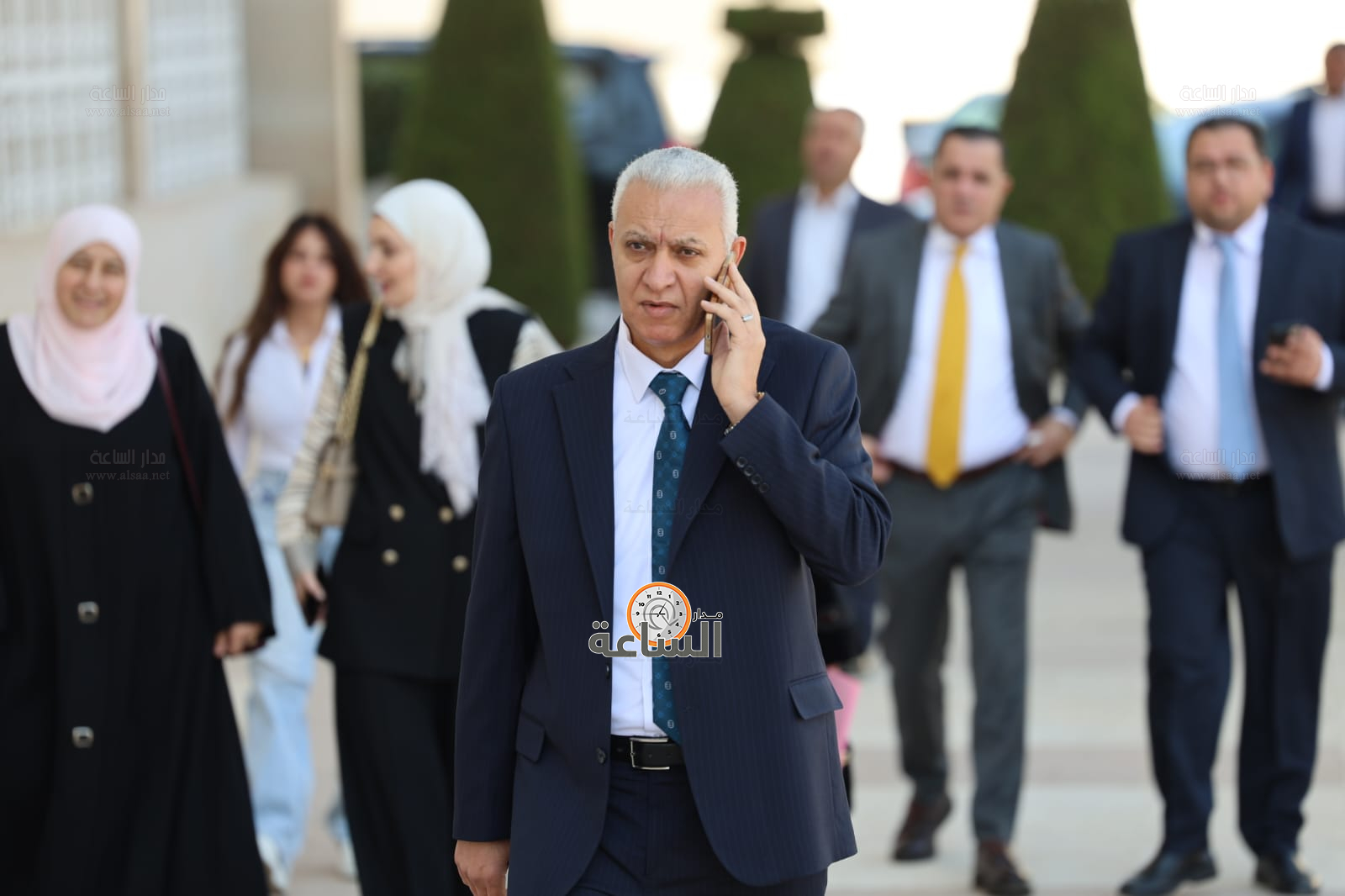 Madar Al-Saa Images 0.718007708968034