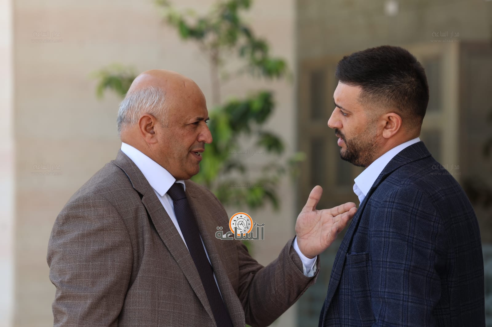 Madar Al-Saa Images 0.8078787281579384