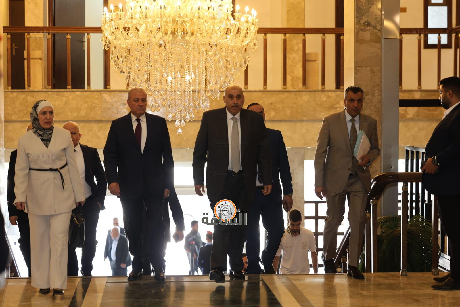 Madar Al-Saa Images 0.4915103054260974