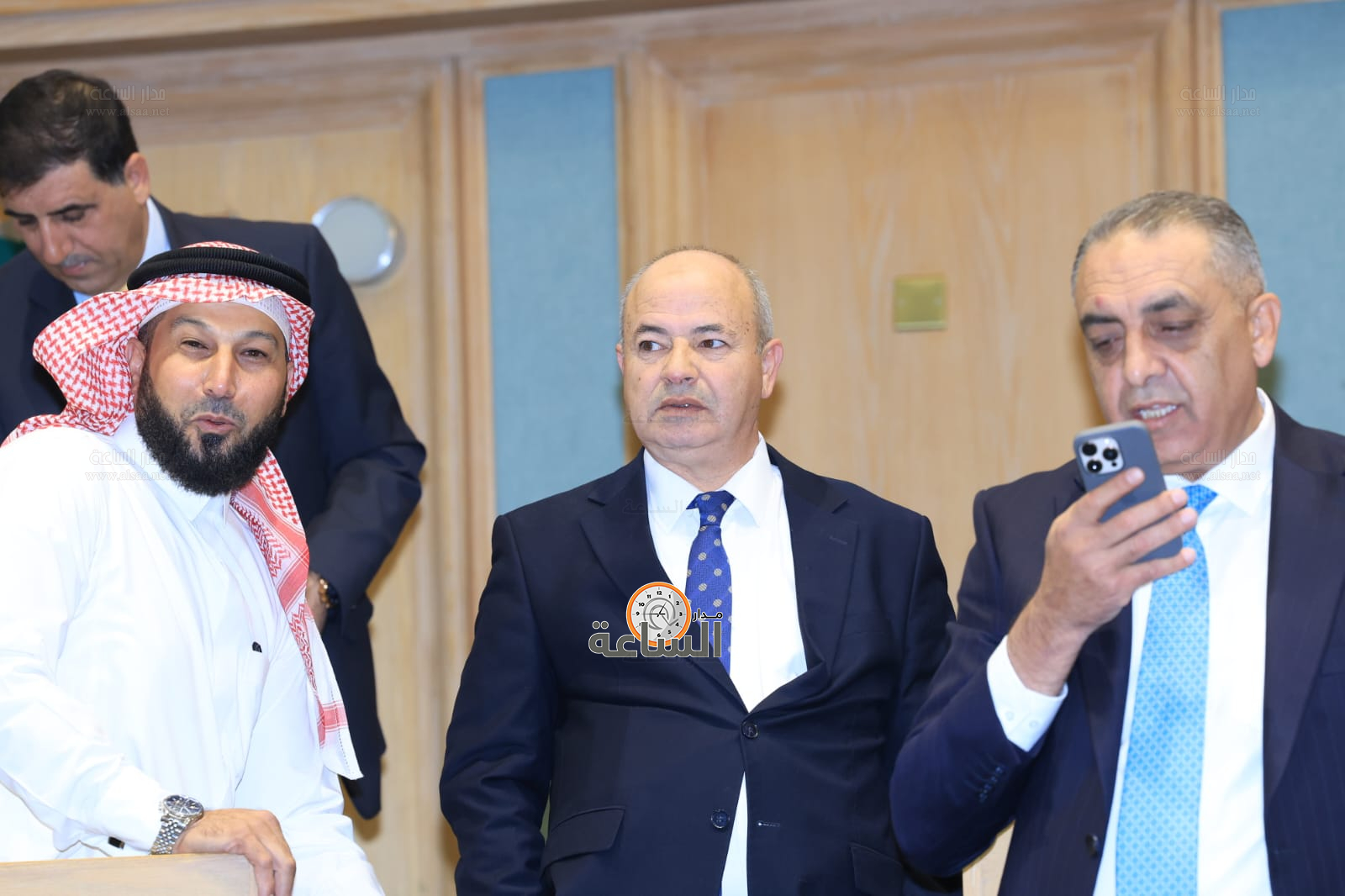 Madar Al-Saa Images 0.6682518366313657