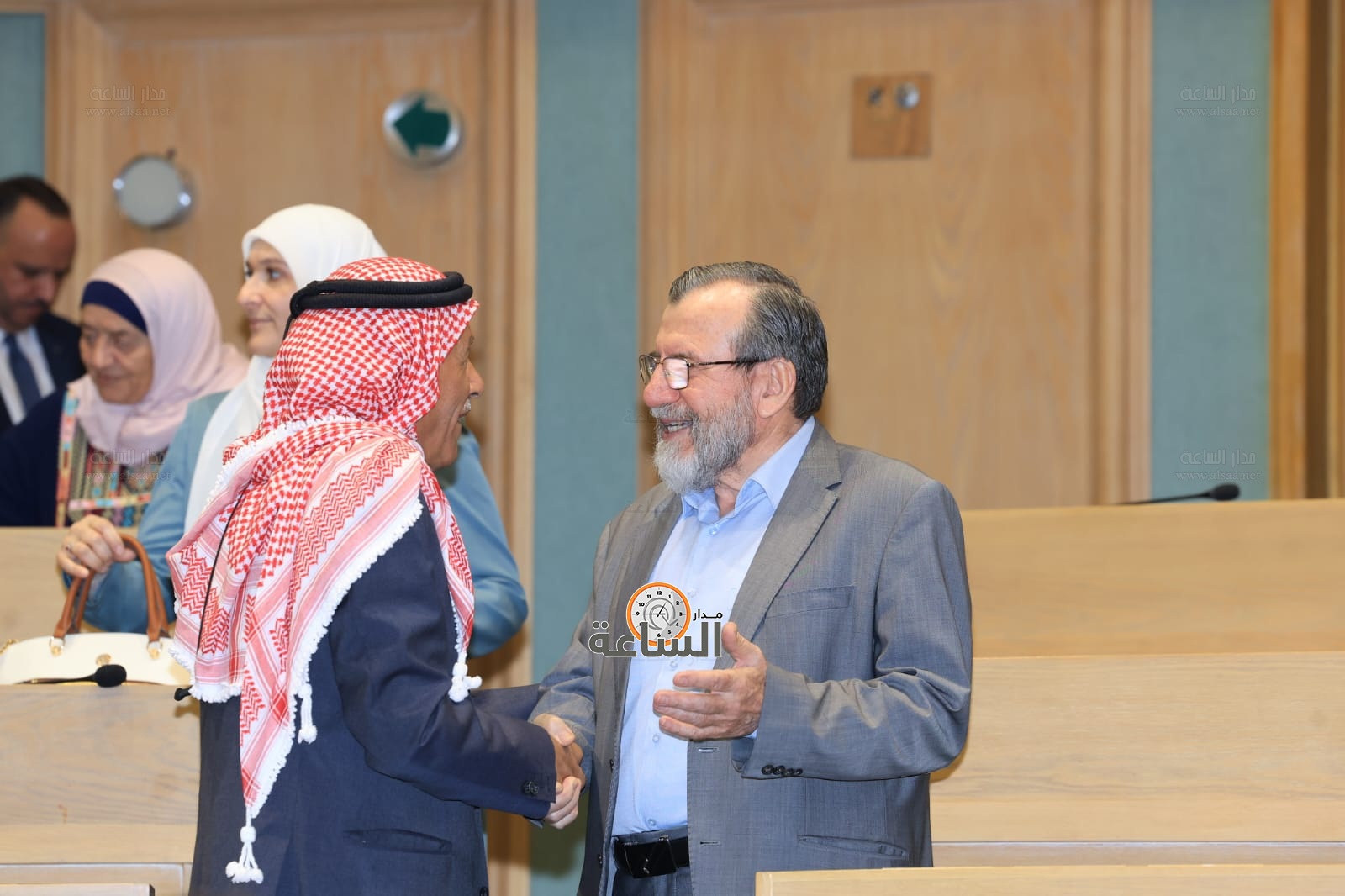 Madar Al-Saa Images 0.5892450096371664