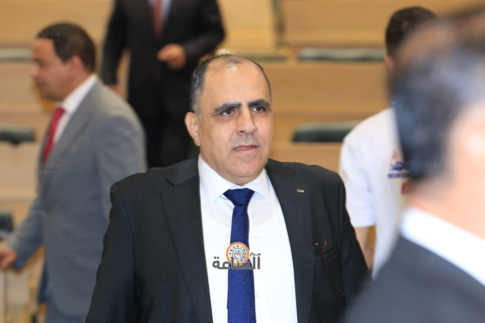 Madar Al-Saa Images 0.16158527335186346