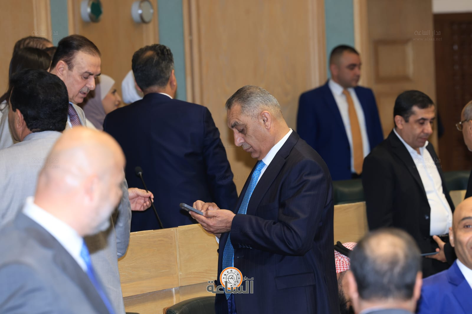 Madar Al-Saa Images 0.7417743184921703