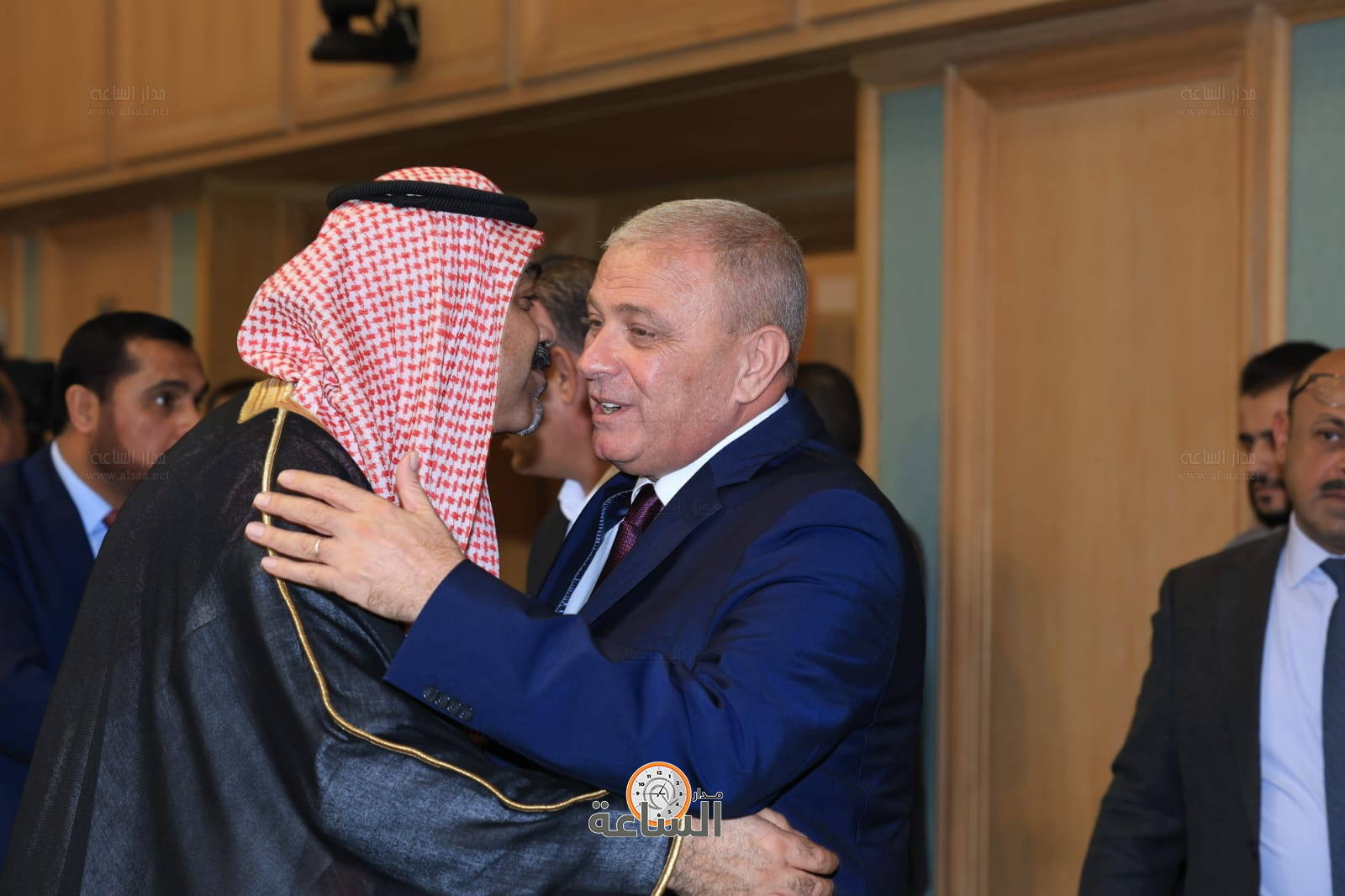 Madar Al-Saa Images 0.02390490488138719