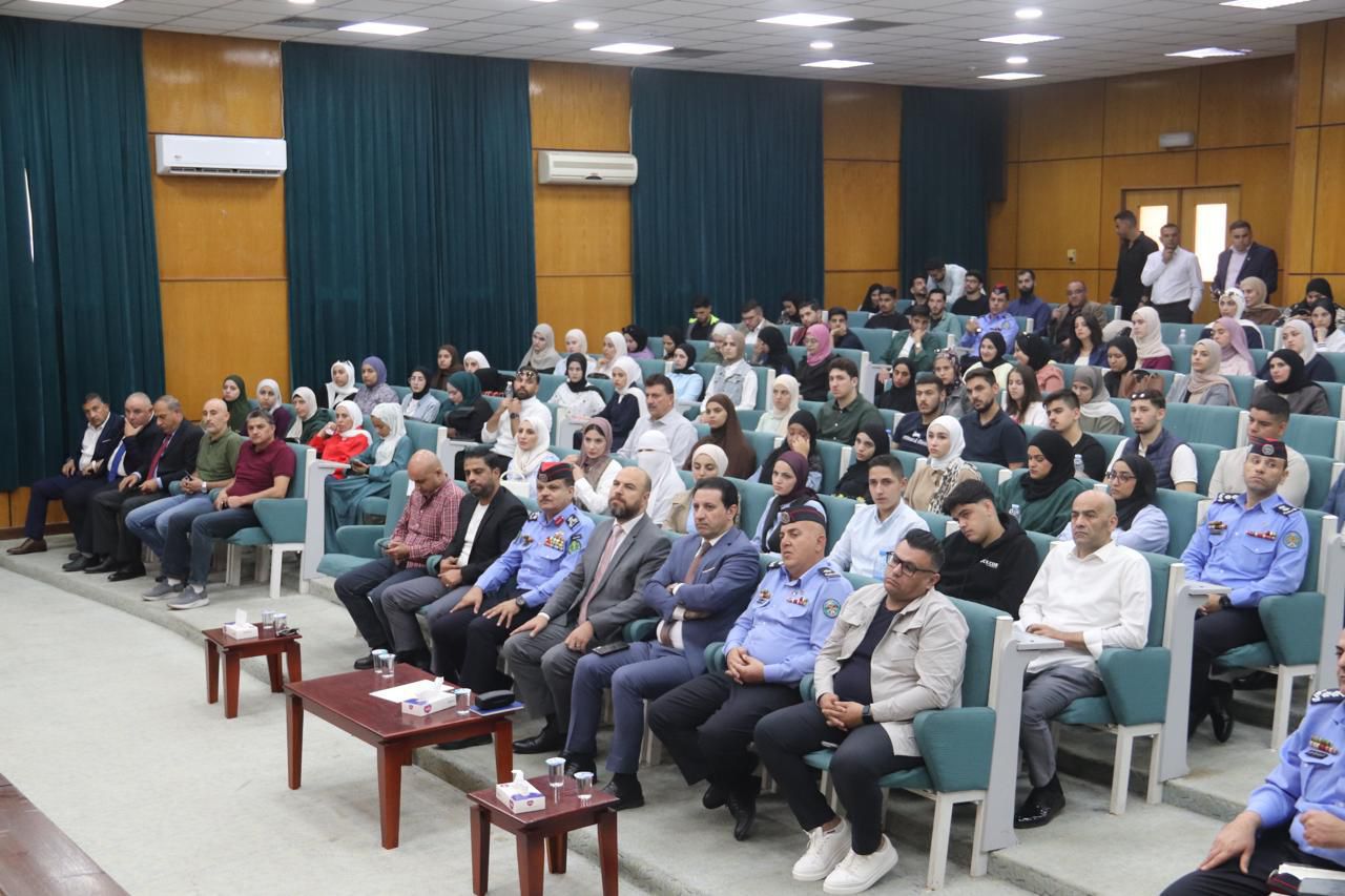 Madar Al-Saa Images 0.9098385423054497