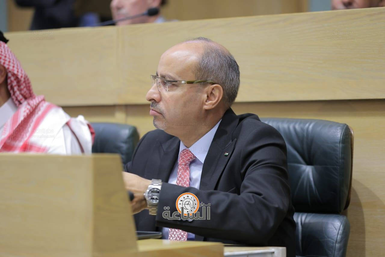 Madar Al-Saa Images 0.6617177541823742