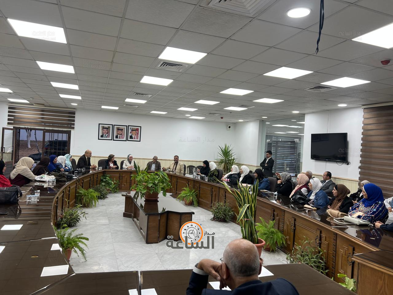 Madar Al-Saa Images 0.9655913685190483