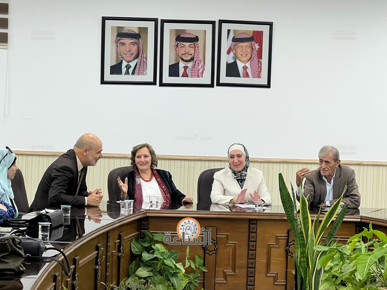 Madar Al-Saa Images 0.8914044956469053