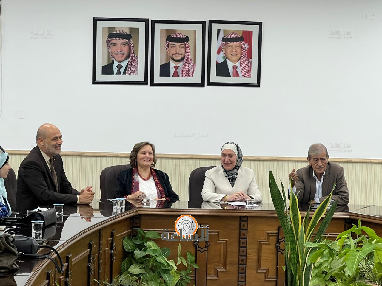 Madar Al-Saa Images 0.712847976276628