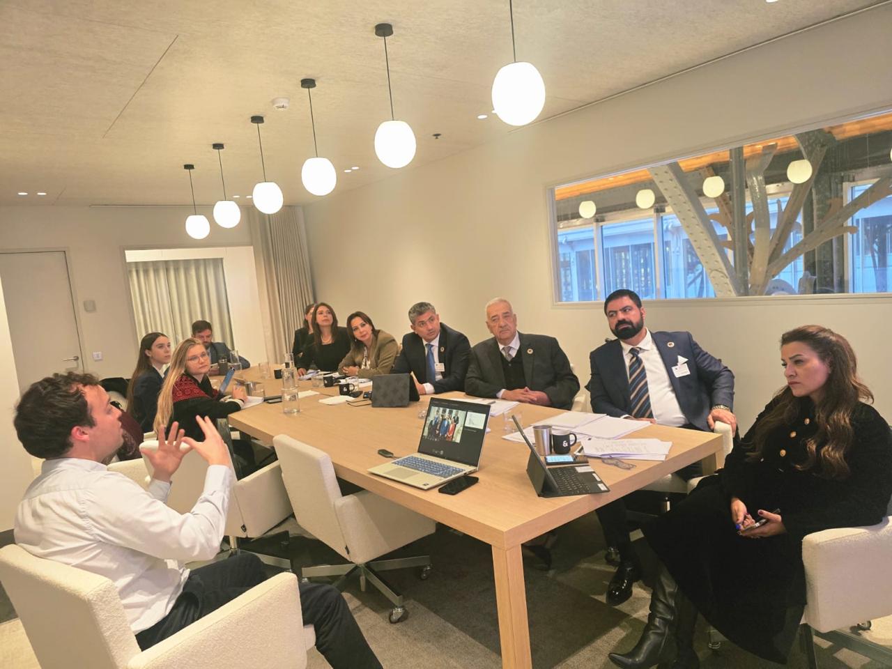 Madar Al-Saa Images 0.5232480651208977