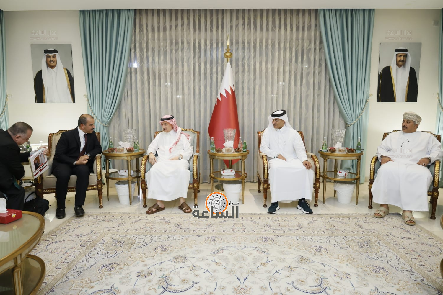 Madar Al-Saa Images 0.09763514345139024