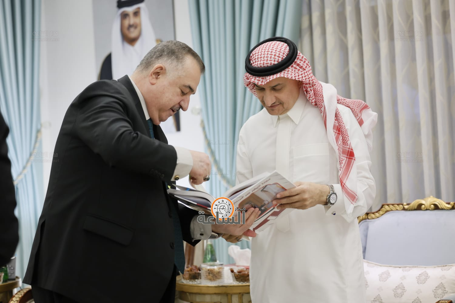 Madar Al-Saa Images 0.5102444438621495