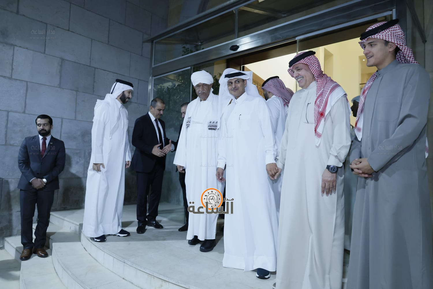 Madar Al-Saa Images 0.14490182280737474