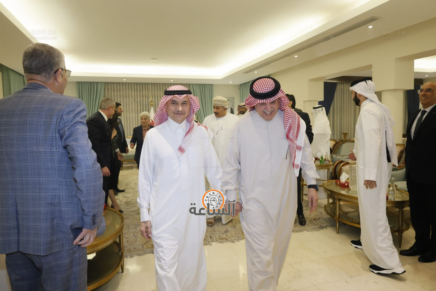 Madar Al-Saa Images 0.6248399858439414