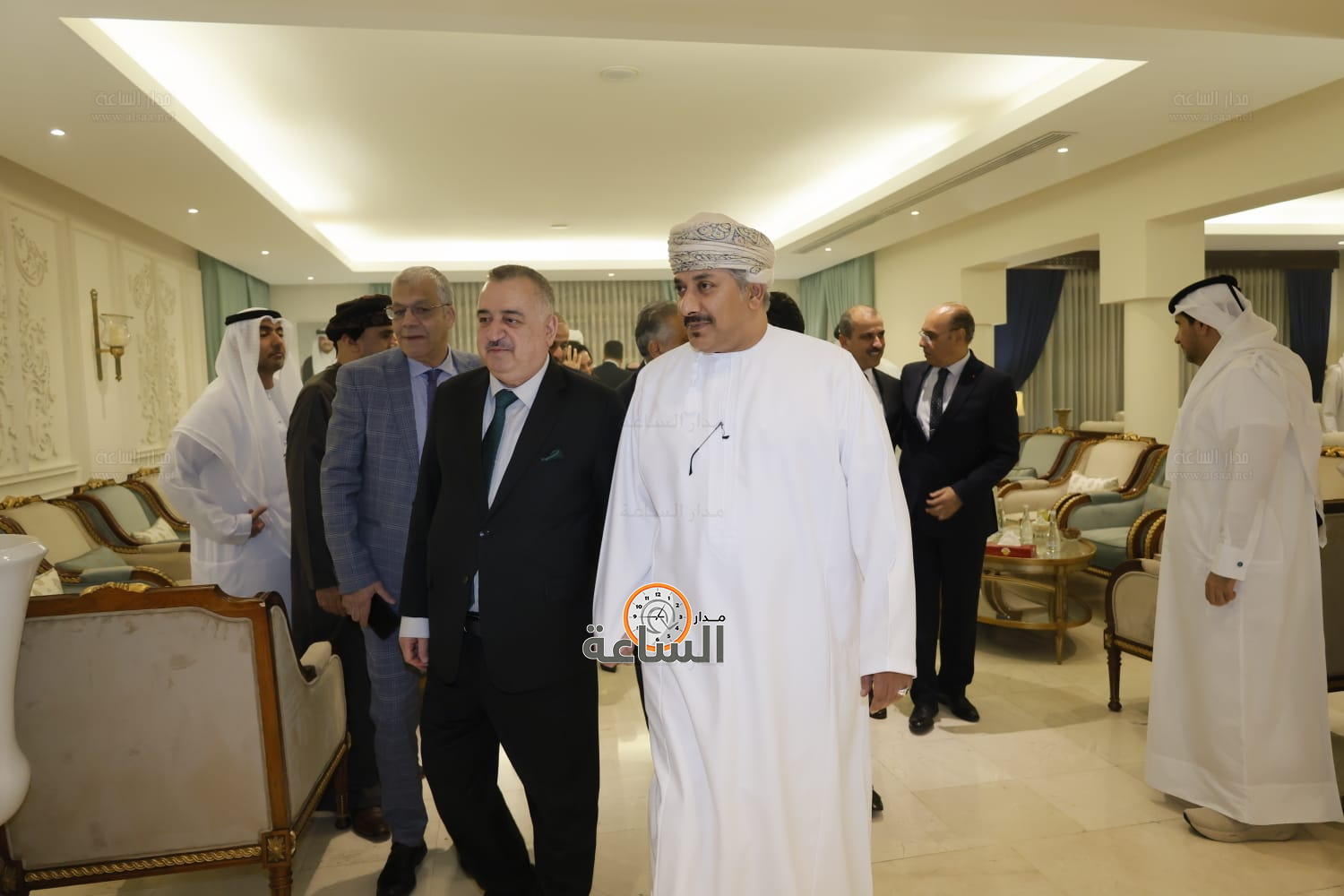 Madar Al-Saa Images 0.9053471189702785