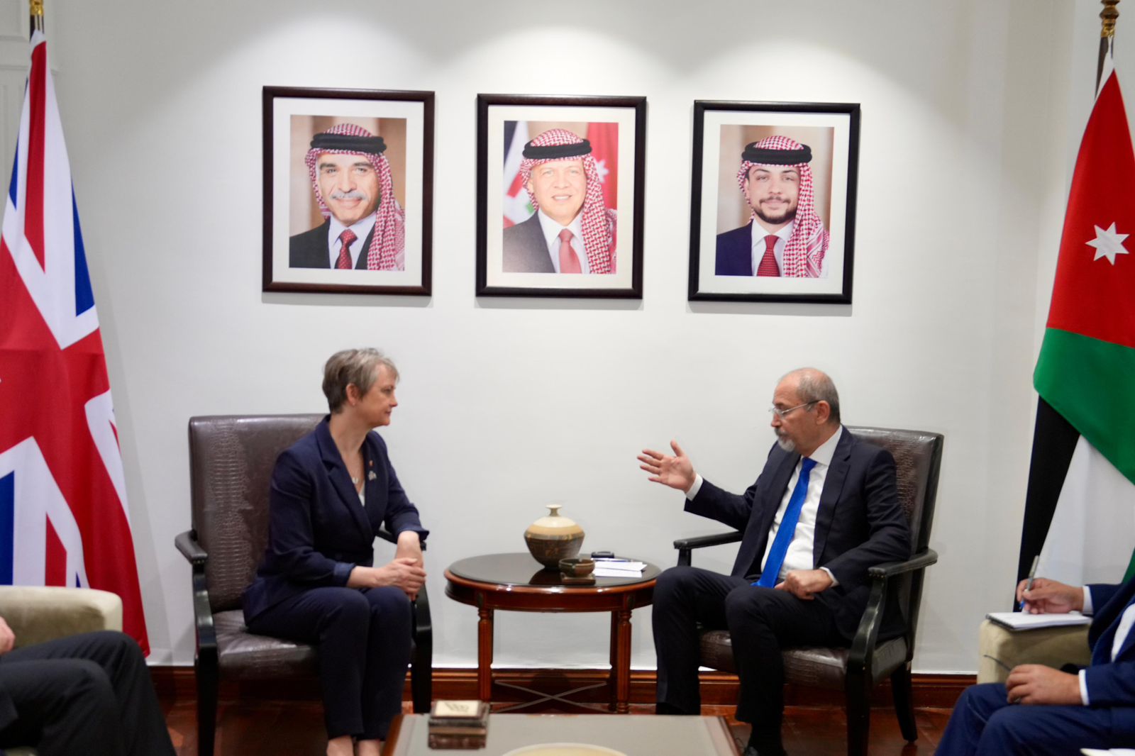 Madar Al-Saa Images 0.9799468086057289