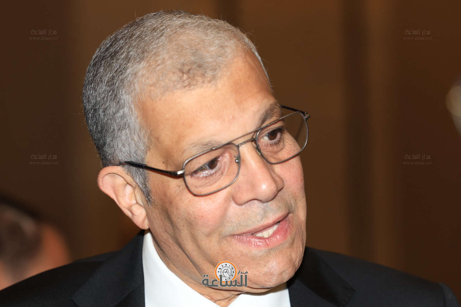 Madar Al-Saa Images 0.943880373800409