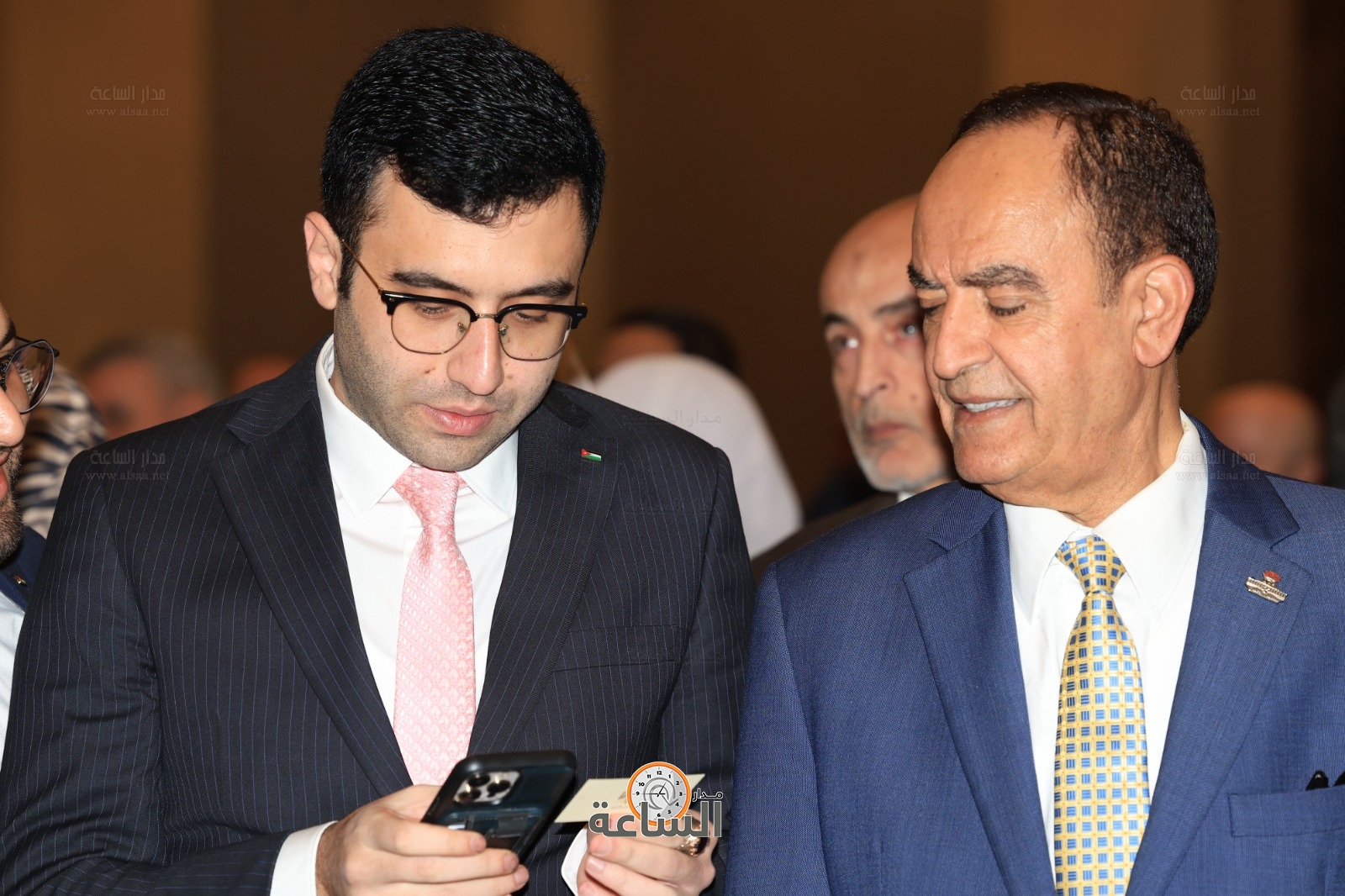 Madar Al-Saa Images 0.08454131832106027