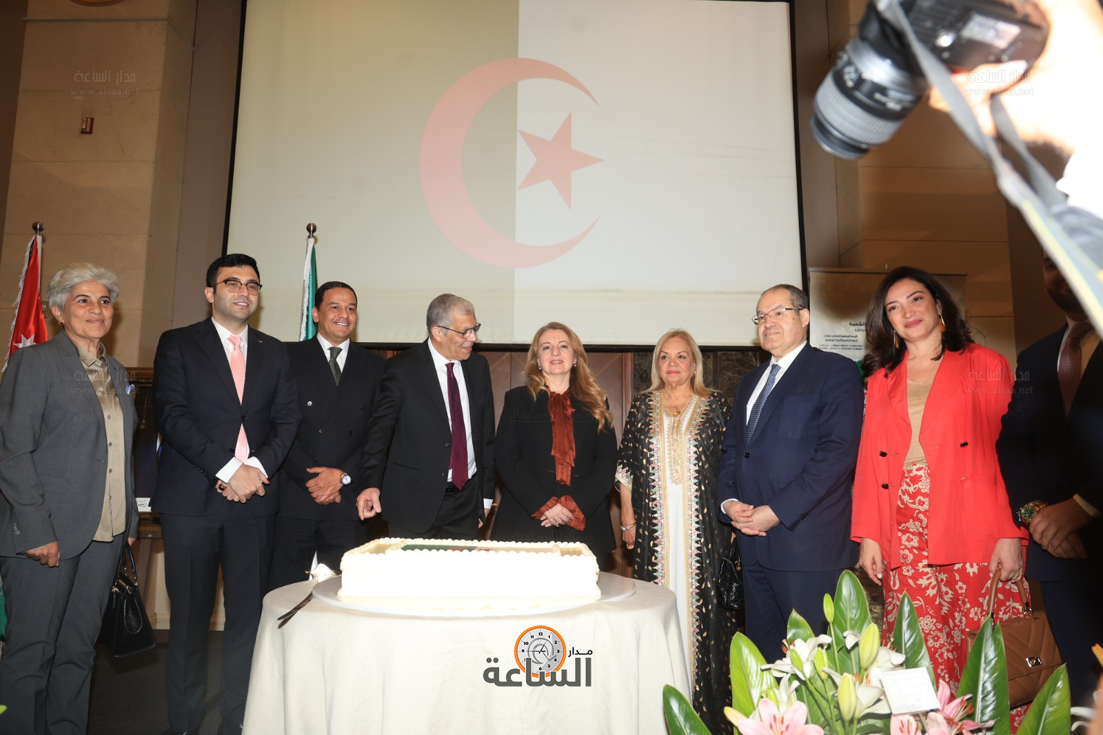 Madar Al-Saa Images 0.46802831245530163