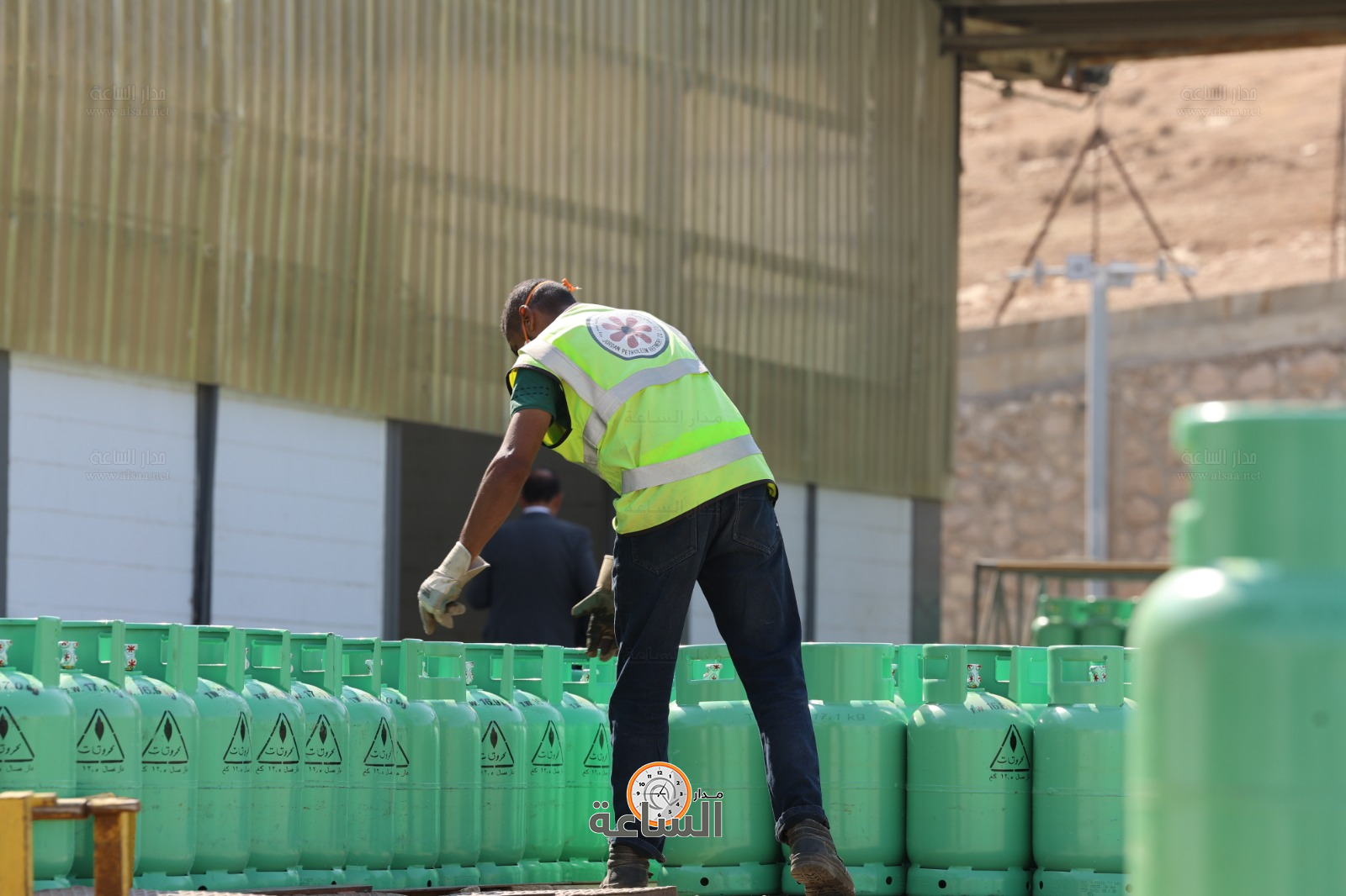 Madar Al-Saa Images 0.747836532439649