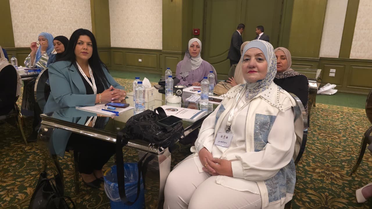 Madar Al-Saa Images 0.9040529460456954