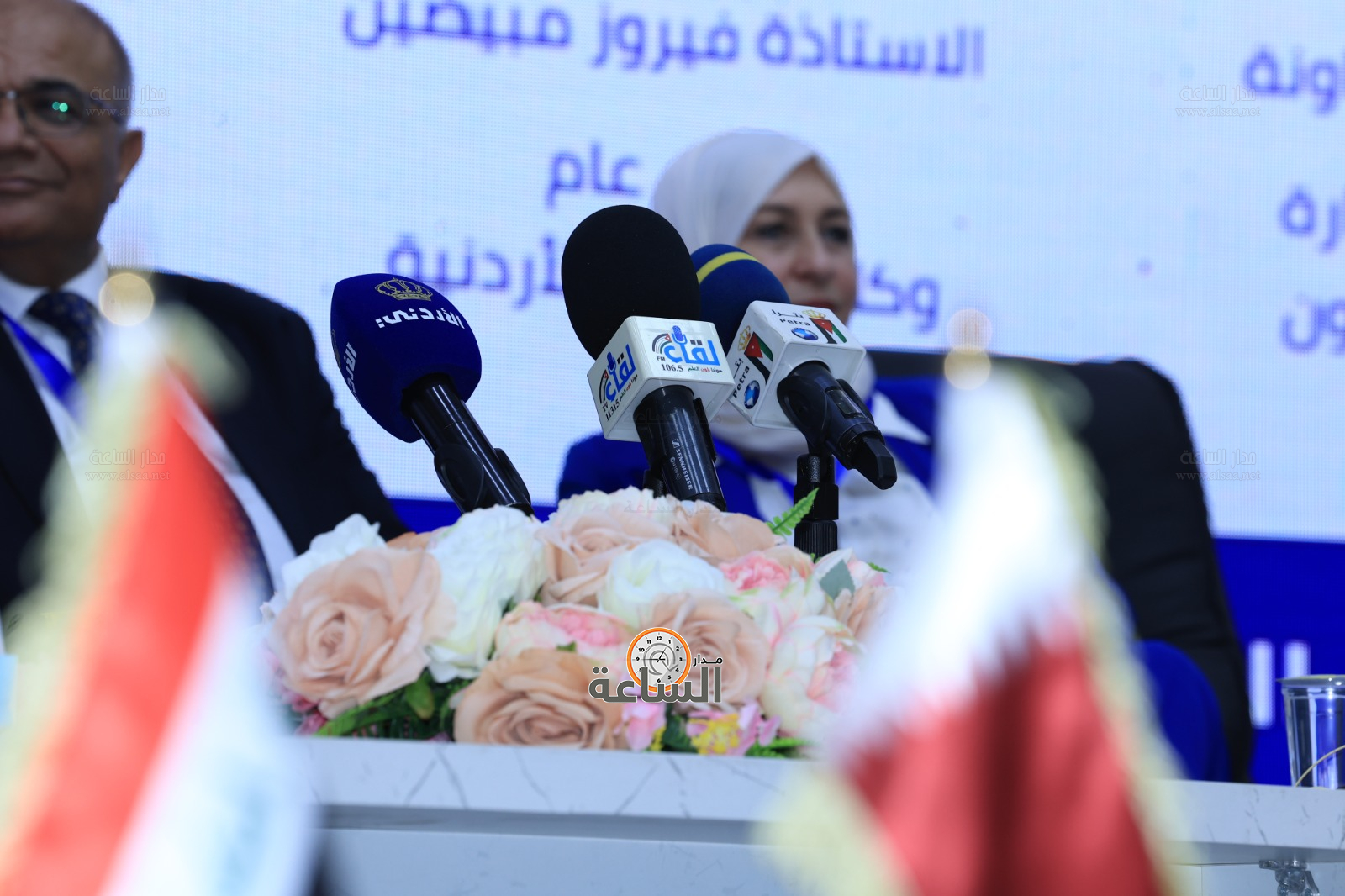 Madar Al-Saa Images 0.7370048560461082