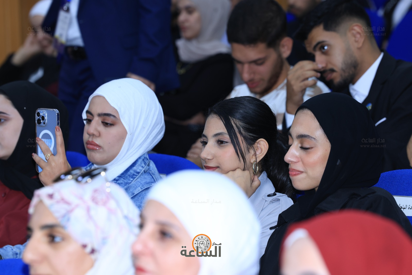 Madar Al-Saa Images 0.4162171478290839