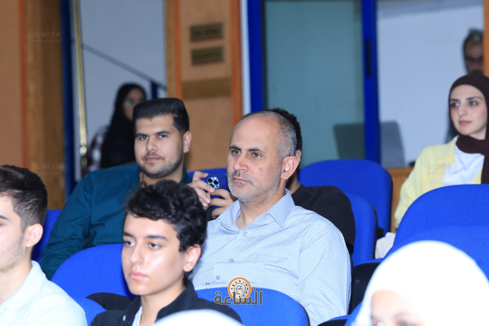 Madar Al-Saa Images 0.17827792795344777