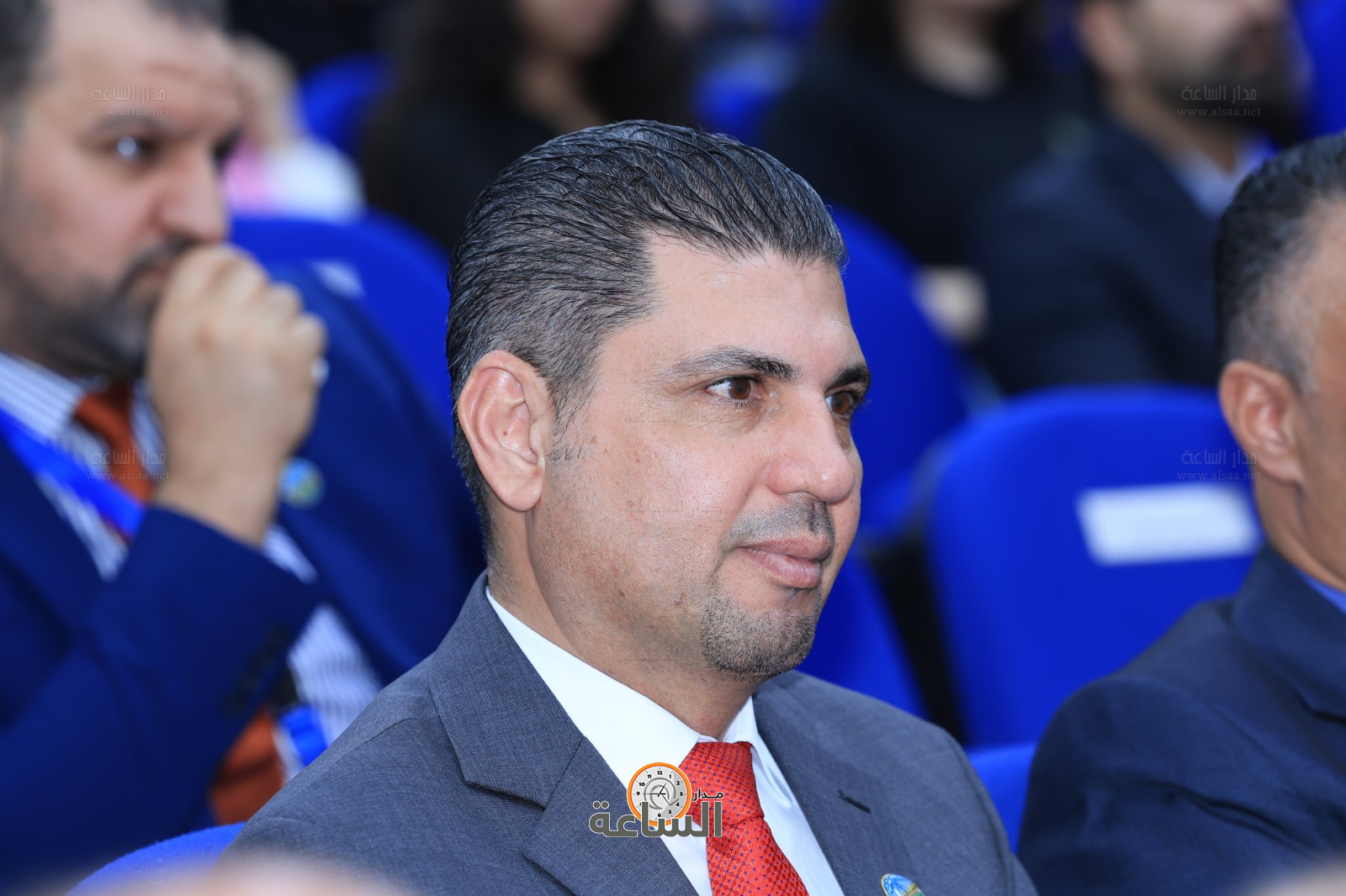 Madar Al-Saa Images 0.4874774073426894