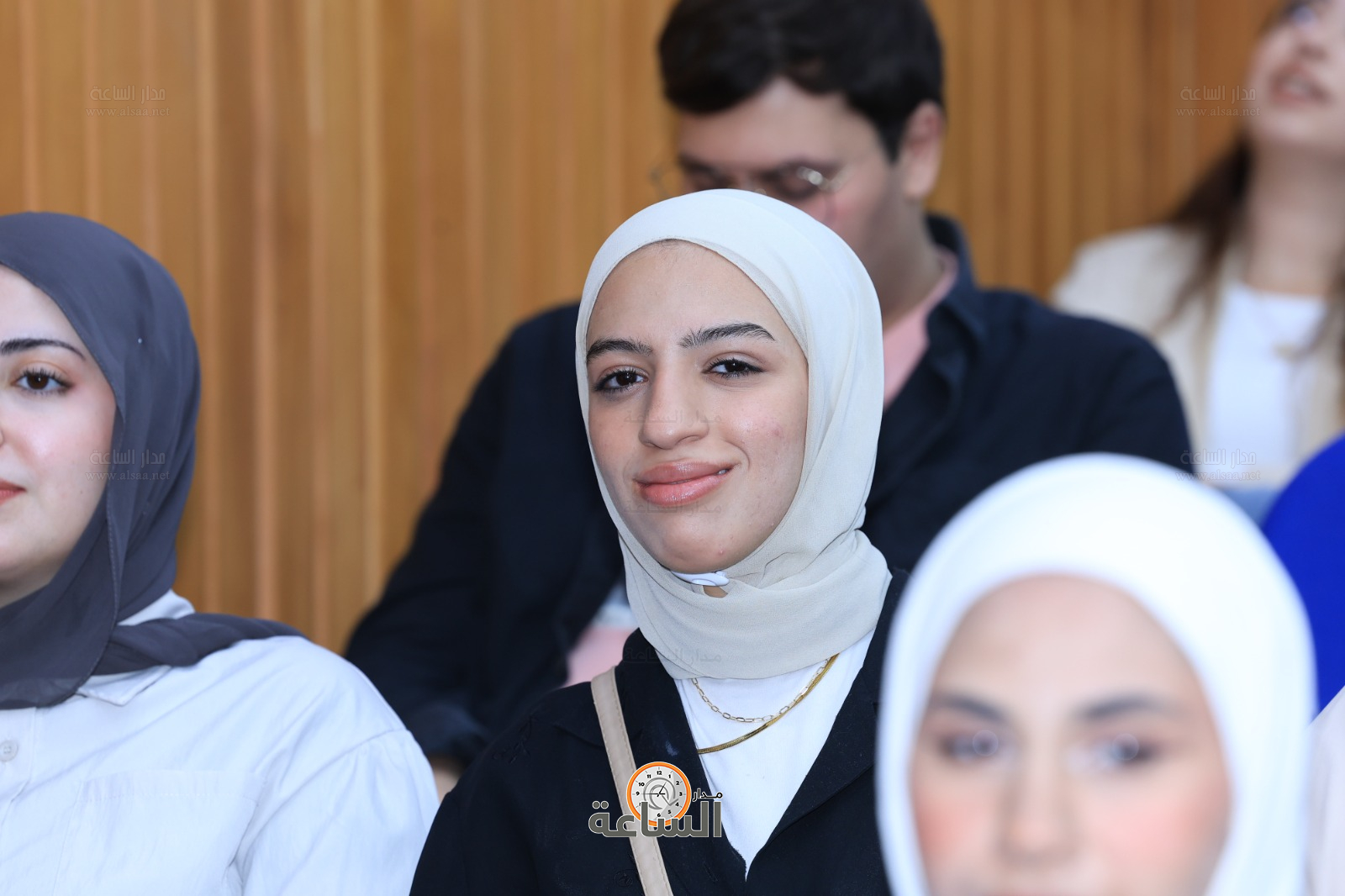 Madar Al-Saa Images 0.2699572992076771