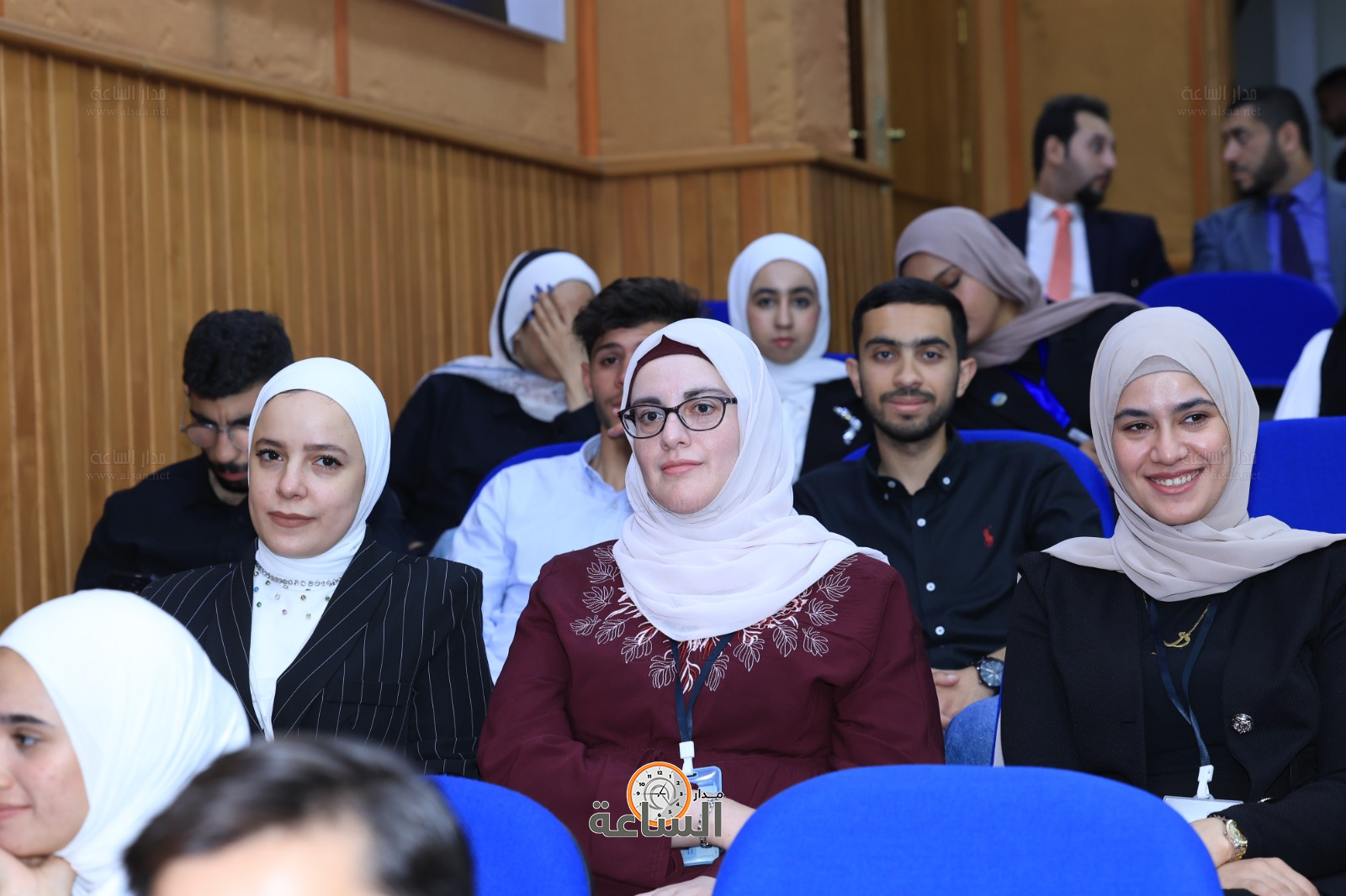 Madar Al-Saa Images 0.7110097707587394