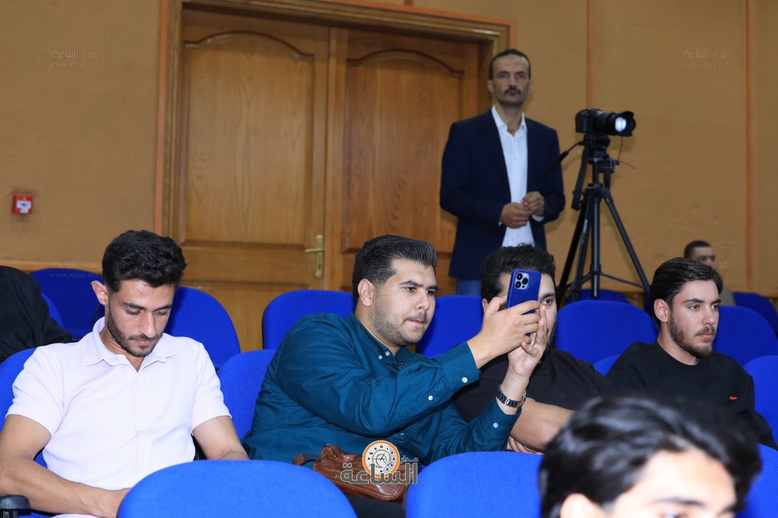 Madar Al-Saa Images 0.10494934322067306