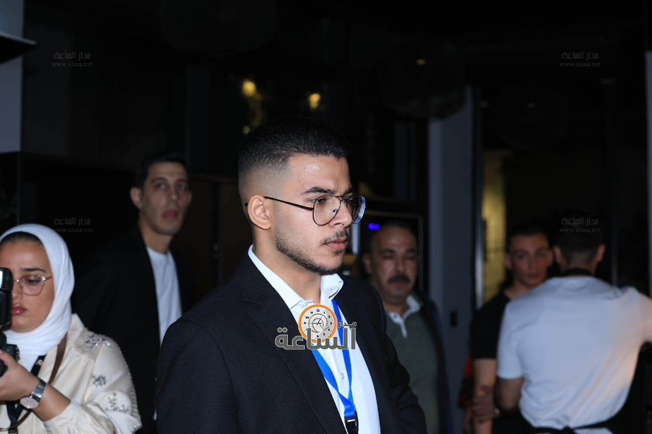 Madar Al-Saa Images 0.0419812655985512