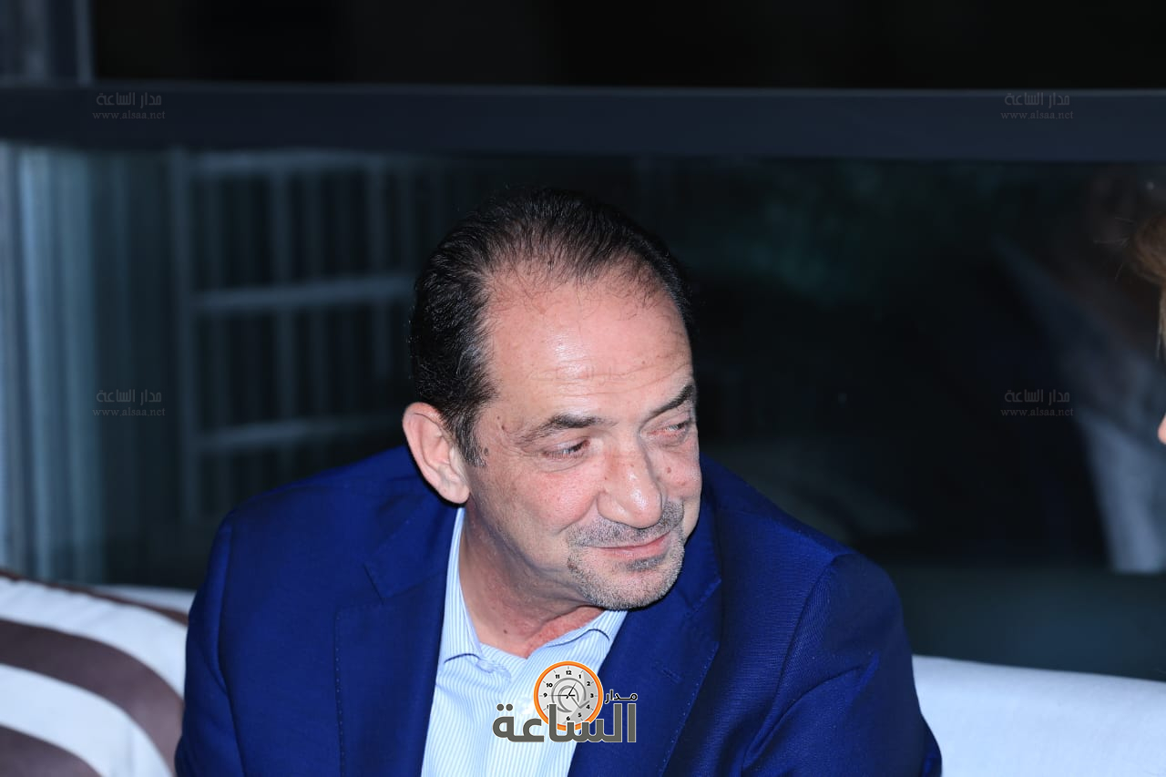 Madar Al-Saa Images 0.8856446367763935