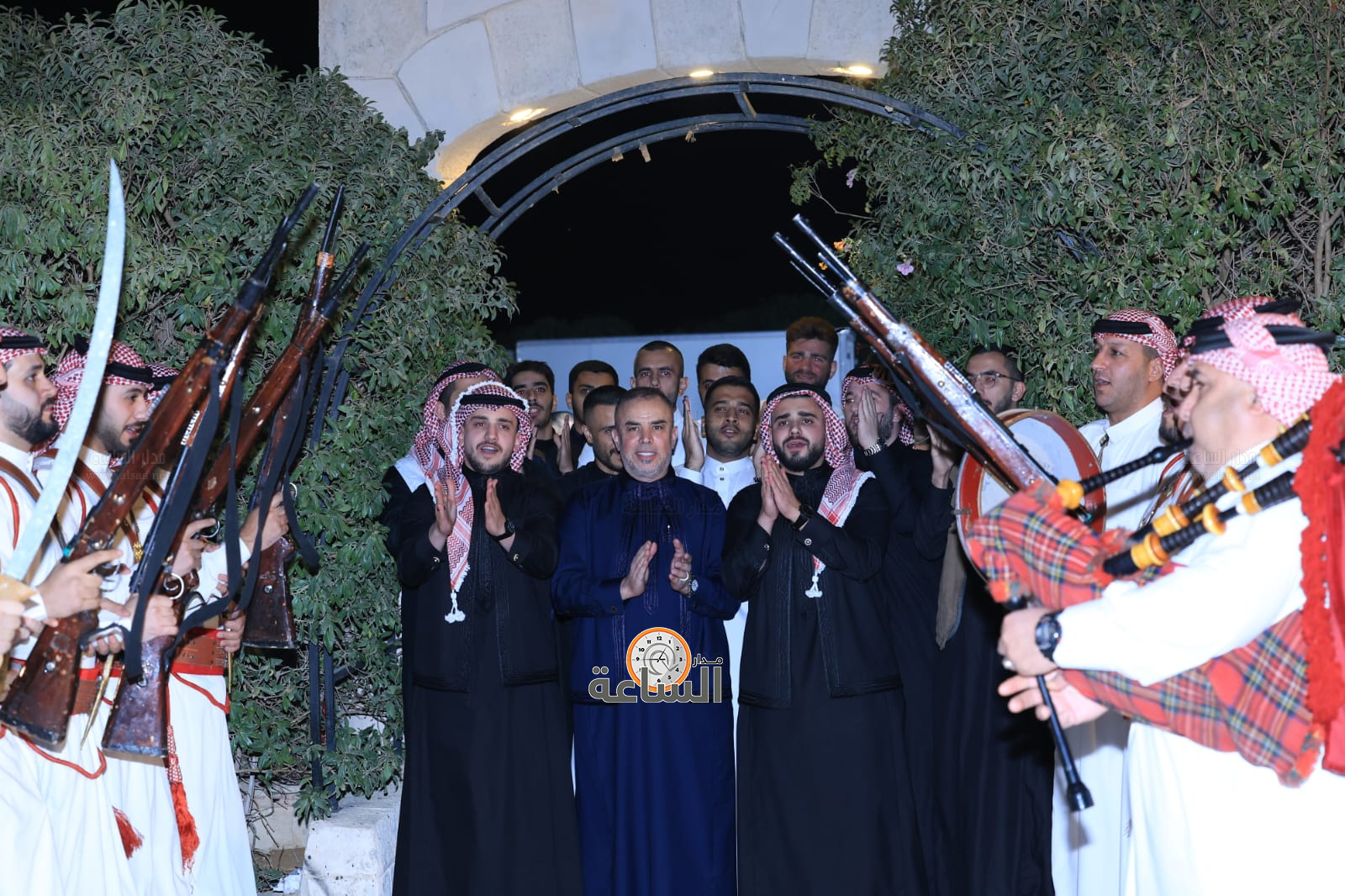 Madar Al-Saa Images 0.8082617493033032