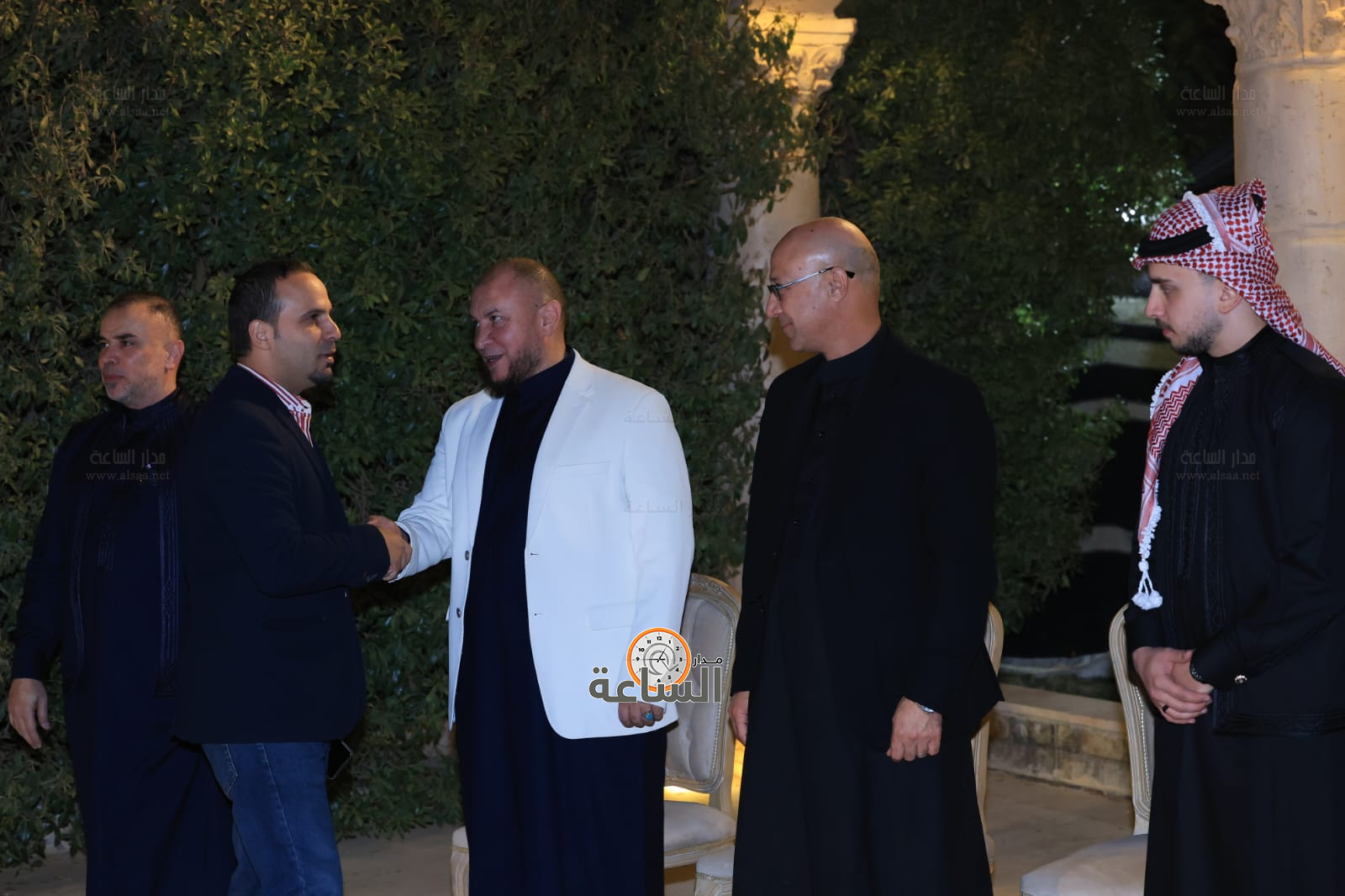 Madar Al-Saa Images 0.3293206025193872