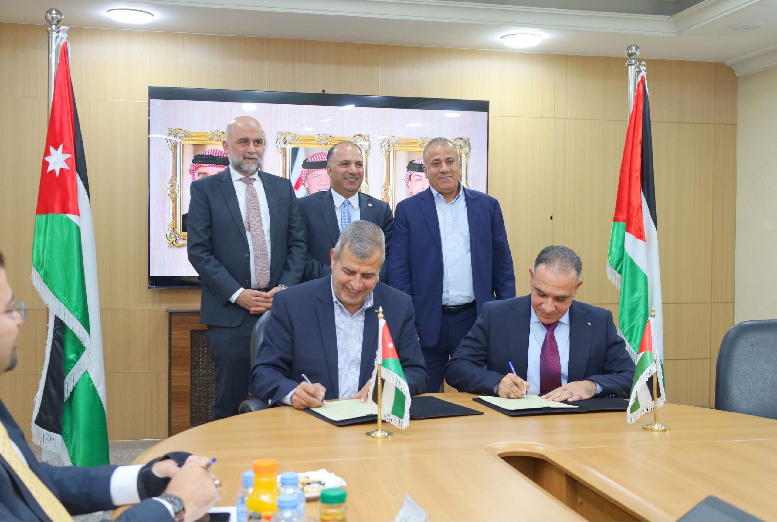 Madar Al-Saa Images 0.33394538154304987