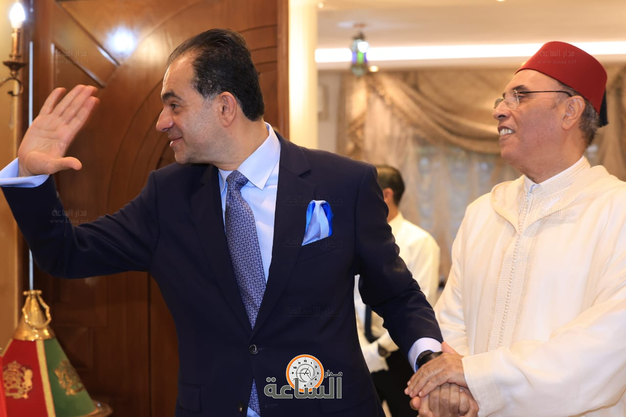 Madar Al-Saa Images 0.43268741156126656