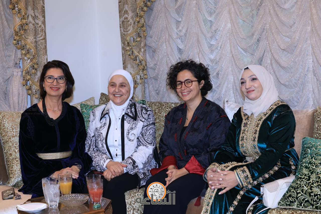 Madar Al-Saa Images 0.6505751851744452